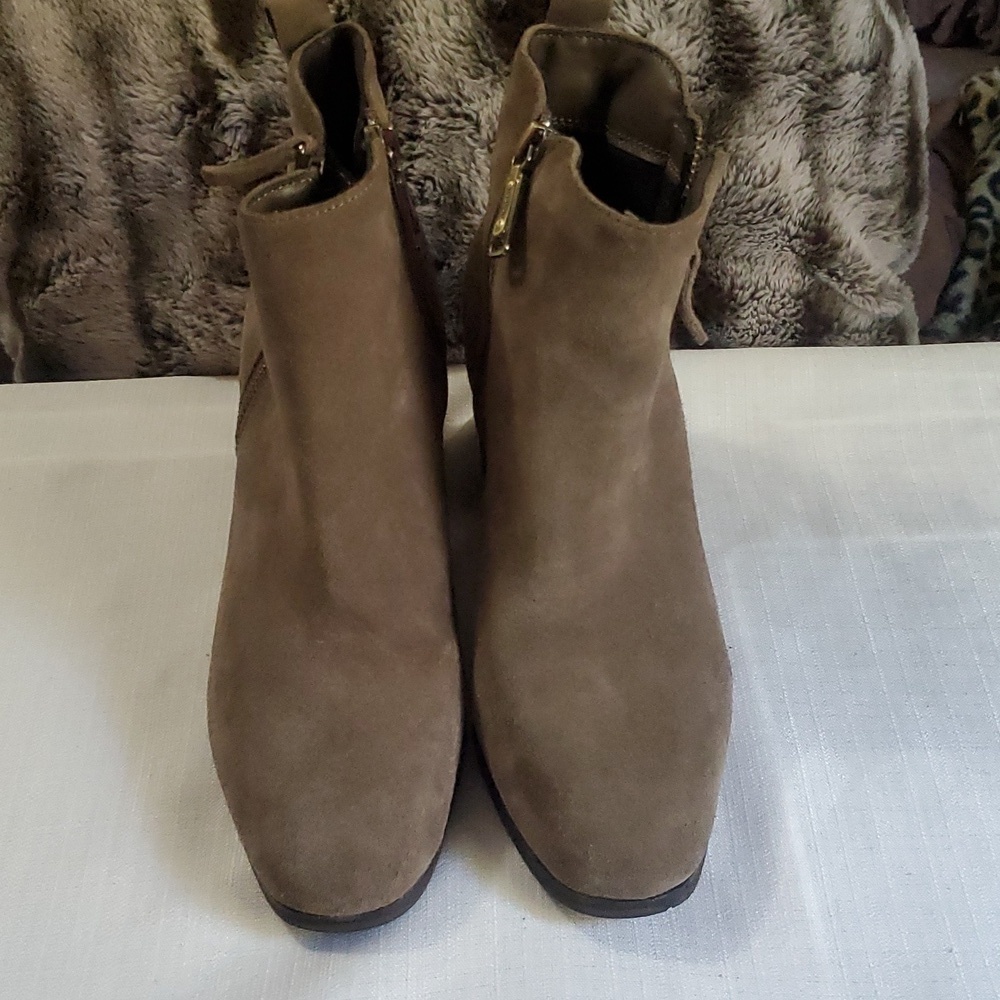 Blondo Liam Waterproof Ankle Boot Bootie Brown Suede Double Zip Women’s Size7.5
